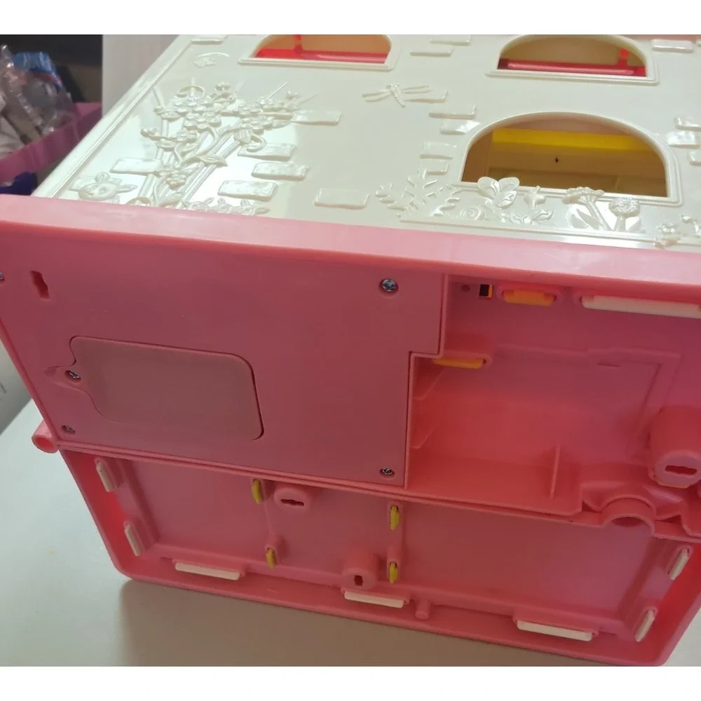 Fisher-Price house some